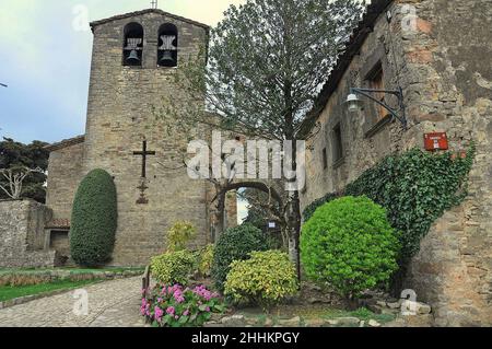 Kirche Sant Cristòfol in Tavertet in der Region Osona, Provinz Barcelona, Katalonien, Spanien Stockfoto