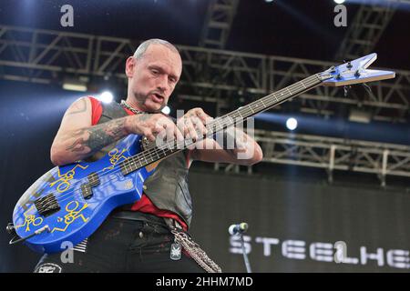 07. August 2015 - Südkorea, Incheon : die amerikanische Rockband Steel Heart spielt auf der Bühne während des Pentaport Rock Festivals 10th in Incheon, Südkorea. Stockfoto