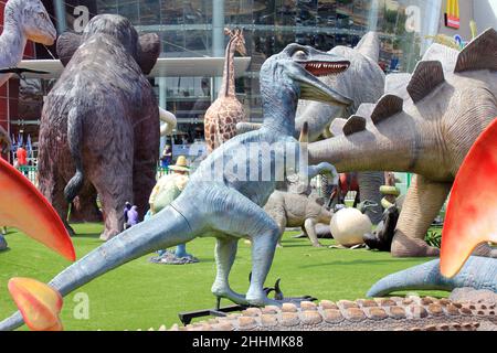 RISHON LEZION, ISRAEL - 20. MAI 2011: Dies ist ein Fragment der Exponate eines kleinen Jurassic Parks. Stockfoto