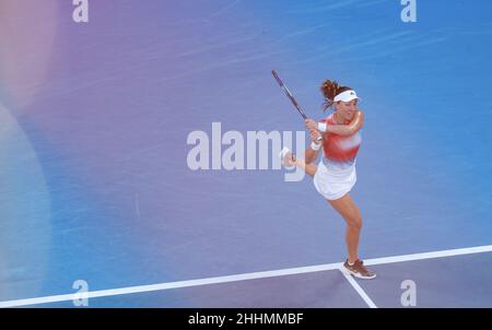 Melbourne, Australien. 25th Januar 2022. Jessica Pegula aus den Vereinigten Staaten tritt am 25. Januar 2022 beim Australian Open in Melbourne, Australien, beim Viertelfinale der Frauen gegen Ashleigh Barty aus Australien an. Quelle: Bai Xuefei/Xinhua/Alamy Live News Stockfoto