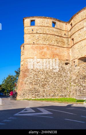 Stadtbild, Blick auf die Festung, Sassocorvaro, Marken, Italien, Europa Stockfoto