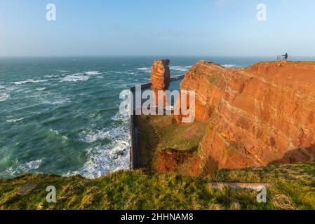 Starke Winterstürme hallo die einzige deutsche Hochseeinsel Helgoland in der Nordsee, Norddeutschland, Mitteleuropa Stockfoto