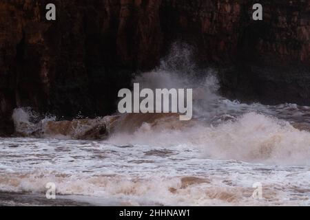 Starke Winterstürme hallo die einzige deutsche Hochseeinsel Helgoland in der Nordsee, Norddeutschland, Mitteleuropa Stockfoto