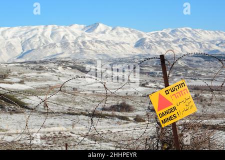 Schnee über einer Land Mine abgelegt Stockfoto