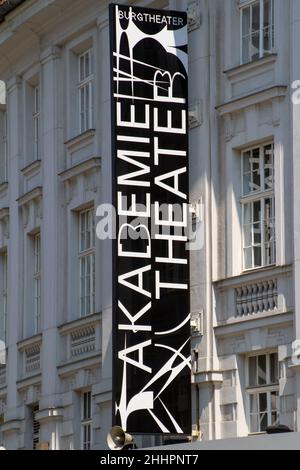 Wien, Österreich, 23. Juli 2021. Das Akademietheater ist der kleinere der beiden Aufführungssäle der österreichischen Organisation Burgtheater. Stockfoto