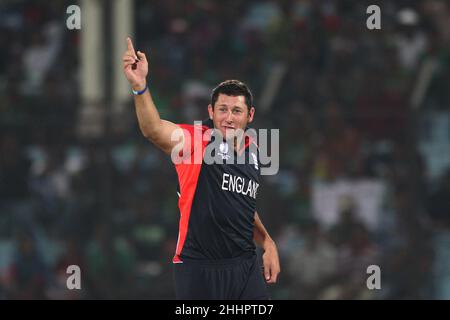 Chittagong, Bangladesch. 11th März 2011. Der englische Cricket-Spieler Tim Bresnan wurde während des Spiels 28th in Chittagong von der ICC (International Cricket Council) Cricket World Cup zwischen Bangladesch und England in Aktion gesehen. Bangladesch gewann mit 2 Wickets (mit 6 verbleibenden Bällen). (Foto von MD Manik/SOPA Images/Sipa USA) Quelle: SIPA USA/Alamy Live News Stockfoto