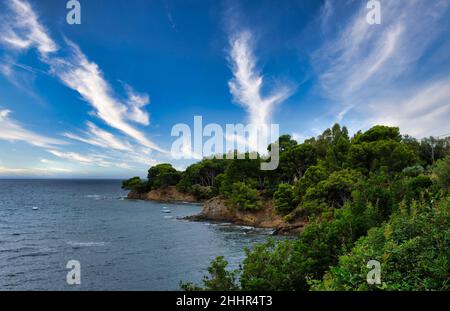 Schönes Panorama von Punta Licosa, Santa Maria di Castellabate - Ogliastro, Italien, Kampanien, Salerno Stockfoto