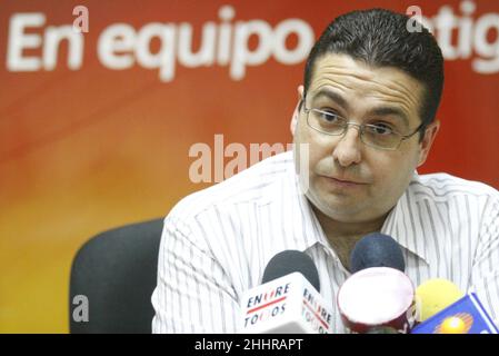 Roberto Ruival presidente del PRI estatal comento acerca de las declaraciones de Garman Martínez ex residente nacional del PAN y sobre las posibilidades de la elección el en el Tribunal Federal Electoral el 6 agosto 2009 © (Foto von Luis Gutierrez)..... Stockfoto