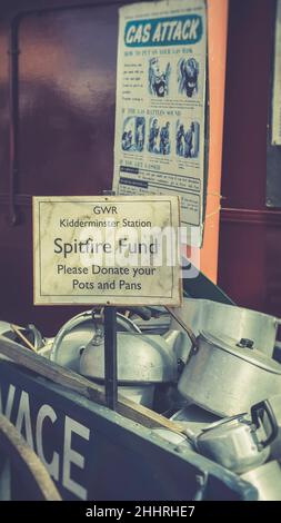 spitfire-Fonds aus dem 2. Weltkrieg, Nachstellung bei der Severn Valley Heritage Railway, Veranstaltung 1940s. Stockfoto