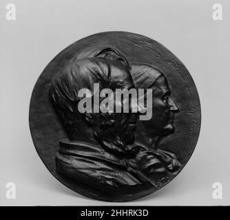 The Artist's Father and Mother 1879, Cast 1897–98 Olin Levi Warner American Levi (1810-1891) und Sarah Baldwin (1819-1891) Warner, ein einfaches, fleißiges Paar, waren Bauern und Laienprediger. Sie ließen sich 1868 in Westminster Depot, Massachusetts, nieder, ein Jahr bevor ihr ältester Sohn Olin seine künstlerische Ausbildung in Paris begann. Warner modellierte dieses Porträt wahrscheinlich während eines seiner häufigen Besuche bei seinen Eltern Mitte und Ende 1870s. Die Bindung zwischen den gealterten Sitzenden wird durch die enge Überlappung der Formen und die parallele Anordnung der Gesichtszüge abgeleitet. Die Figuren sind auf einem su zentriert Stockfoto