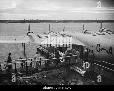 Bilderserien für Daily Herald zeigen den Flug nach Australien. 26th. Juni 1938Passengers an Bord des Imperial Airways Shorts der C-Klasse des Empire Flying Boat G-AEUD Cordelia nach Brisbane