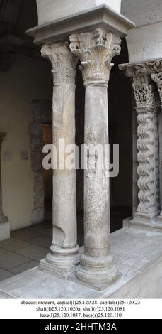 Column Base Ende des 12th. Jahrhunderts Französisch. Spaltenfuß. Französisch. Ende 12th. Jahrhundert. Stein. Hergestellt in Languedoc, Frankreich. Skulptur-Architektur Stockfoto