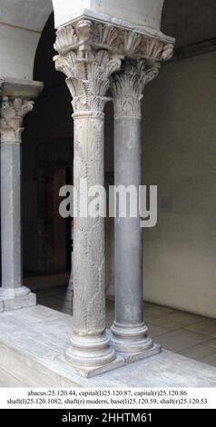 Column Base Ende des 12th. Jahrhunderts Französisch. Spaltenfuß. Französisch. Ende 12th. Jahrhundert. Stein. Skulptur-Architektur Stockfoto