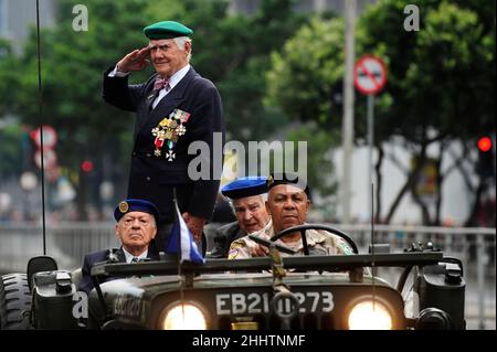 Militärveteranen Parade am Unabhängigkeitstag. Tribut an brasilianische Streitkräfte, die Truppen aus dem Zweiten Weltkrieg zurückzogen, marschierten auf der Straße Stockfoto