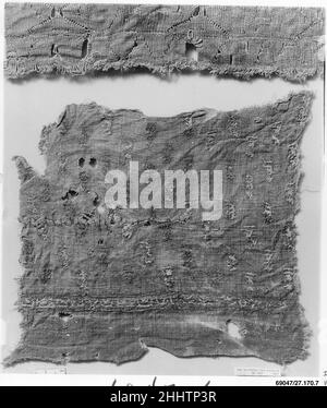 Textile Fragment 13th–14th Jahrhundert. Textilfragment. 13th–14th Jahrhundert. Leinen. Dem Land Ägypten zugeschrieben, Fustat. Bestickt Mit Textilien Stockfoto