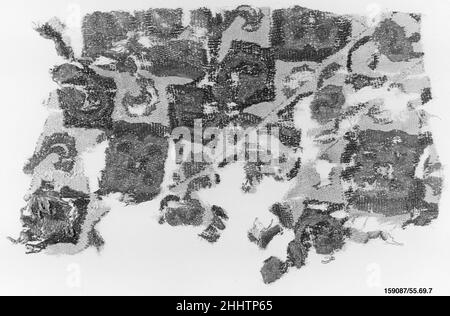 Textile Fragment 8th–9th Jahrhundert. Textilfragment. 8th–9th Jahrhundert. Seide auf Baumwolle. Ägypten zugeschrieben. Bestickt Mit Textilien Stockfoto