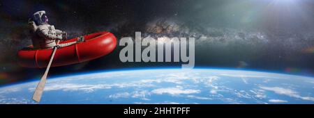 astronaut im Gummiboot in der Umlaufbahn des Planeten Erde, Hintergrundbanner (3D Rendering) Stockfoto