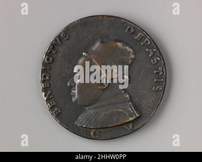 Medaille: Benedetto de Pasti Modell ca. 1453–56 (möglicherweise im 16th. Jahrhundert gegossen) Matteo de' Pasti Italienisch Matteo de' Pasti war ein italienischer Medaillengewinnerin, Architekt, Maler und Illuminator. Die Vorderseite zeigt ein Porträt von Benedetto de’ Pasti, Kanon von Verona und Bruder des Medaillengewinners, und die Rückseite zeigt einen Bogenschütze, der Pfeile auf einen Felsen schießt. Diese Medaille wurde der Reifephase von Matteo zugewiesen und auf etwa 1453 – 56 datiert. Das Stück ist wahrscheinlich ein alter Nachbesetzung, möglicherweise aus dem 16. Jahrhundert. Medaille: Benedetto de Pasti 461257 Stockfoto