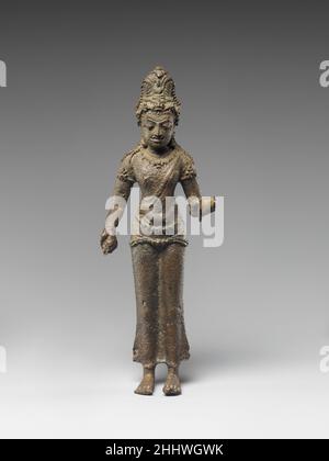 Stehend Avalokiteshvara, der Bodhisattva des Unendlichen Mitgefühls Ende des 8th.–frühen 9th. Jahrhunderts in Indonesien (Sumatra). Stehend Avalokiteshvara, der Bodhisattva des Unendlichen Mitgefühls 39119 Stockfoto