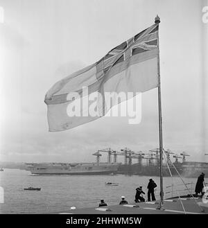 HMS Ark Royal wird am 3rd. Mai 1950 auf der Cammell Laird Werft in Birkenhead, Merseyside, gestartet. Stockfoto