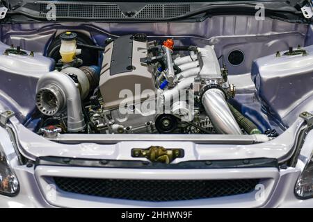 Details zum Motor des Autos. Modifikation des Turbomotors Stockfoto