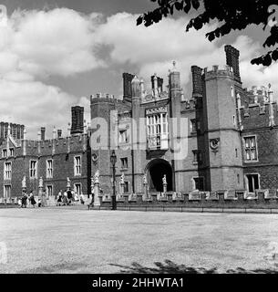 Hampton Court Palace, London Borough of Richmond upon Thames, London, 28. August 1952. Stockfoto