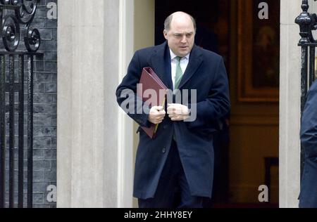 Ben Wallace MP - Staatssekretär für Verteidigung - verlässt eine Kabinettssitzung in Downing Street, 25th. Januar 2022 Stockfoto