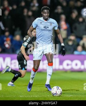 Luton, Großbritannien. 25th Januar 2022. Elijah Adebayo (11) aus Luton Town während des Sky Bet Championship-Spiels zwischen Luton Town und Bristol City in der Kenilworth Road, Luton, England am 25. Januar 2022. Foto von David Horn. Quelle: Prime Media Images/Alamy Live News Stockfoto