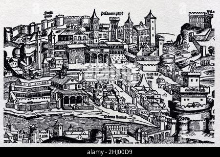 Deutsche Holzgravur aus dem Jahr 1493 mit Panorama-Stadtbild, Stadtbild und Skyline von Rom vor der Renaissance Italien. Historische Gebäude wie der Papstpalast oder der Vatikan, die Engelsburg oder das Mausolem von Hadrian sind eindeutig erkennbar. c15th Holzschnitt, Gravur oder Illustration. Stockfoto