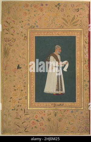 'Portrait of Mulla Muhammad Khan Vali of Bijapur', Folio aus dem Shah Jahan Album Recto: Ca. 1620; Rückseite: 1537–47 Gemälde von Hashim die Inschrift in Jahangirs Hand an der inneren Grenze dieses Gemäldes besagt, dass es sich um ein Porträt von Mulla Muhammad Bijapuri handelt, wahrscheinlich des Abgesandten von Ibrahim 'Adil Shah II., um Unterstützung von den Moguln gegen seinen Rivalen Malik Ambar von Ahmadnagar zu bitten. Hashim war ein Deccani-Maler, der sich auf Porträts spezialisierte, der an den Mughal-Hof umzog. 1620. Während seine Verwendung von starken Konturen und die Wahl der Farbpalette konstant blieb, unter Jahangir Richtung Ha Stockfoto