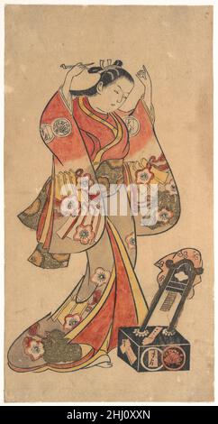 Porträt von Sanjō Kantarō in der Frauenrolle von Yaoya Oshichi im Theaterstück 'Fuji no Takane' ('der hohe Gipfel des Fuji') ca. 1730–40 dem Japaner Torii Kiyomasu II zugeschrieben Diese Grafik zeigt Sanjō Kantarō, einen Schauspieler, der sich auf die weibliche Imitation spezialisiert hat. Durch die Isolierung von Schauspieler und Spiegel im undefinierten Raum schuf Kiyomasu ein ikonisches Bild.der nach hinten gerichtete Spiegel, der die Reflexion des Schauspielers zurückhält, ermutigt den Betrachter sich vorzustellen, was Kantarō sieht. Die karge Umgebung und die einfache und direkte formale Technik, die sich in der starken Zeichenkunst zeigt, dienen als Metapher dafür Stockfoto