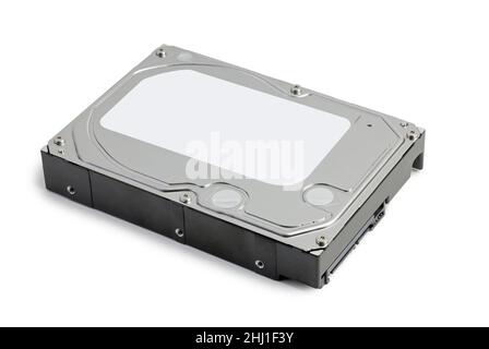 Nahaufnahme des internen SATA-Festplattenlaufwerks (HDD) mit leerem weißen Etikett, das auf Weiß isoliert ist. Stockfoto