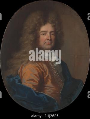 Portrait of a man 1693 Hyacinthe Rigaud Französisch die Perücke des Sitters und sein elegantes Kostüm – Schmuck, Spitze und gestickter Mantel – deuten auf Reichtum, aber keinen besonderen Rang in der Gesellschaft hin. Es war nicht möglich, ihn zu identifizieren. Die wechselvollen Farben des Mantels sind typisch für den Künstler. Porträt eines Mannes 437465 Stockfoto