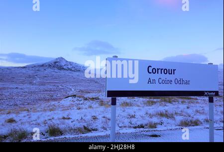 Corrour Station, Coire Odhar, Rannoch Moor, Scottish Highlands einer der entlegensten Bahnhöfe Großbritanniens. Stockfoto