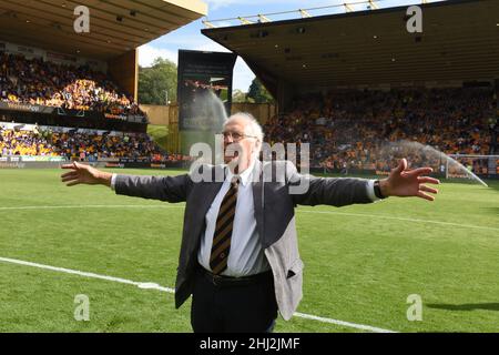 Der ehemalige Kapitän des Fußballclubs von Wolverhampton Wanderers Mike Bailey. Wolverhampton Wanderer gegen Chelsea im Molineux Stadium 14/09/2019 Stockfoto