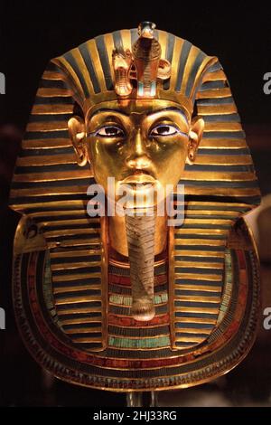 Goldene Maske des Königs Tutanchamun, Museum der ägyptischen Altertümer, Kairo, Ägypten Stockfoto