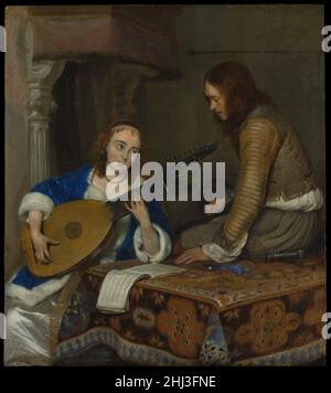 Eine Frau spielt die Theorbo-Laute und ein Cavalier Ca. 1658 Gerard ter Borch die jüngere Holländerin dieser intimen Szene spielt eine junge Frau eine Laute, während sie mit ihrem Freier ein Duett spielt. Songbooks, wie das hier auf dem Tisch liegende, waren zu dieser Zeit übliche Liebesgeschenke. Die daneben liegende Uhr kann Mäßigung oder vielleicht die Flüchtigkeit der Affäre symbolisieren. Eine Frau spielt die Theorbo-Laute und ein Kavalier 435717 Stockfoto