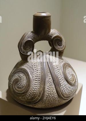 Rührschnabel mit Scroll-Ornament, Chavin-Stil, peruanische Nordküste, früher Horizont, c. 900-200 v. Chr., Keramik Stockfoto