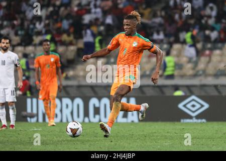 Douala, KAMERUN - 26. JANUAR: Wilfried Zaha von der Elfenbeinküste während der Play-offs des Africa Cup of Nations 2021 - 1/8-Finalspiel zwischen der Elfenbeinküste und Ägypten im Japoma Stadium, Douala, 26. Januar 2022 in Douala, Kamerun. (Foto von SF) Kredit: Sebo47/Alamy Live News Stockfoto