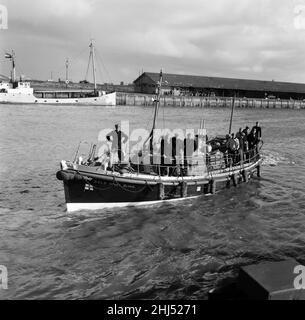 Tolle Yarmouth und Gorleston Lifeboat Crew. 6th. November 1959. Stockfoto