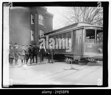 Straßenfahrzeug-Wrack, 8th & F NE, (Washington, D.C.) Stockfoto