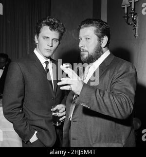 Schauspieler Terence Stamp und Peter Ustinov. 23rd Mai 1961. Stockfoto