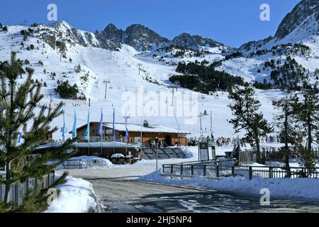 Skigebiet Grandvalira-Grau Roig in den Pyrenäen von Andorra. Stockfoto
