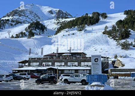 Skigebiet Grandvalira-Grau Roig in den Pyrenäen von Andorra. Stockfoto