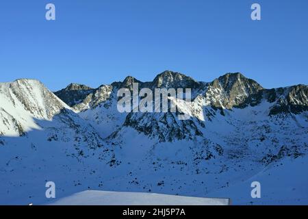 Skigebiet Grandvalira-Grau Roig in den Pyrenäen von Andorra. Stockfoto