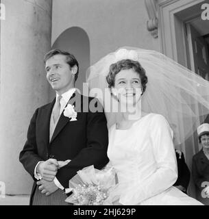 Die Hochzeit von William Roache und Anna Cropper in der St. John's Wood Church. 4th. März 1961. Stockfoto