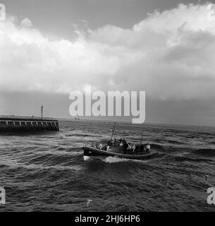 Tolle Yarmouth und Gorleston Lifeboat Crew. 6th. November 1959. Stockfoto