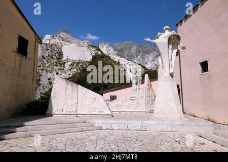 Bergdorf Colonnata in Carrara Marmor Abbaugebiet Stockfoto