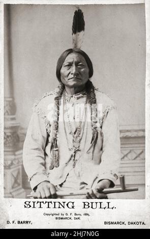 Indian Chief Sitting Bull - D.F. Barry, Fotograf, Bismarck, Dakota Fotoprint auf Schrankkarte. 1885. Stockfoto