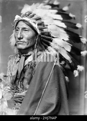 Whirling Horse, American Indian / Antike und Vintage-Foto - Native american / Indian.1900. Käsebier, Gertrude, 1852-1934, Fotografin. Stockfoto